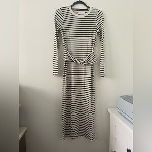 Current/Elliott Black and Cream Long Sleeve Sheath Dress
